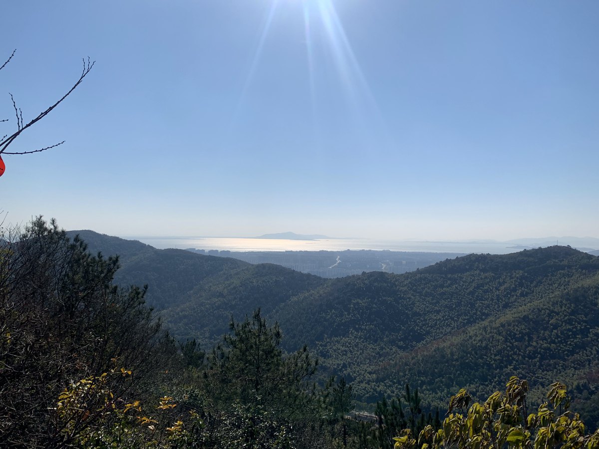 穹窿山 · 半山远眺太湖