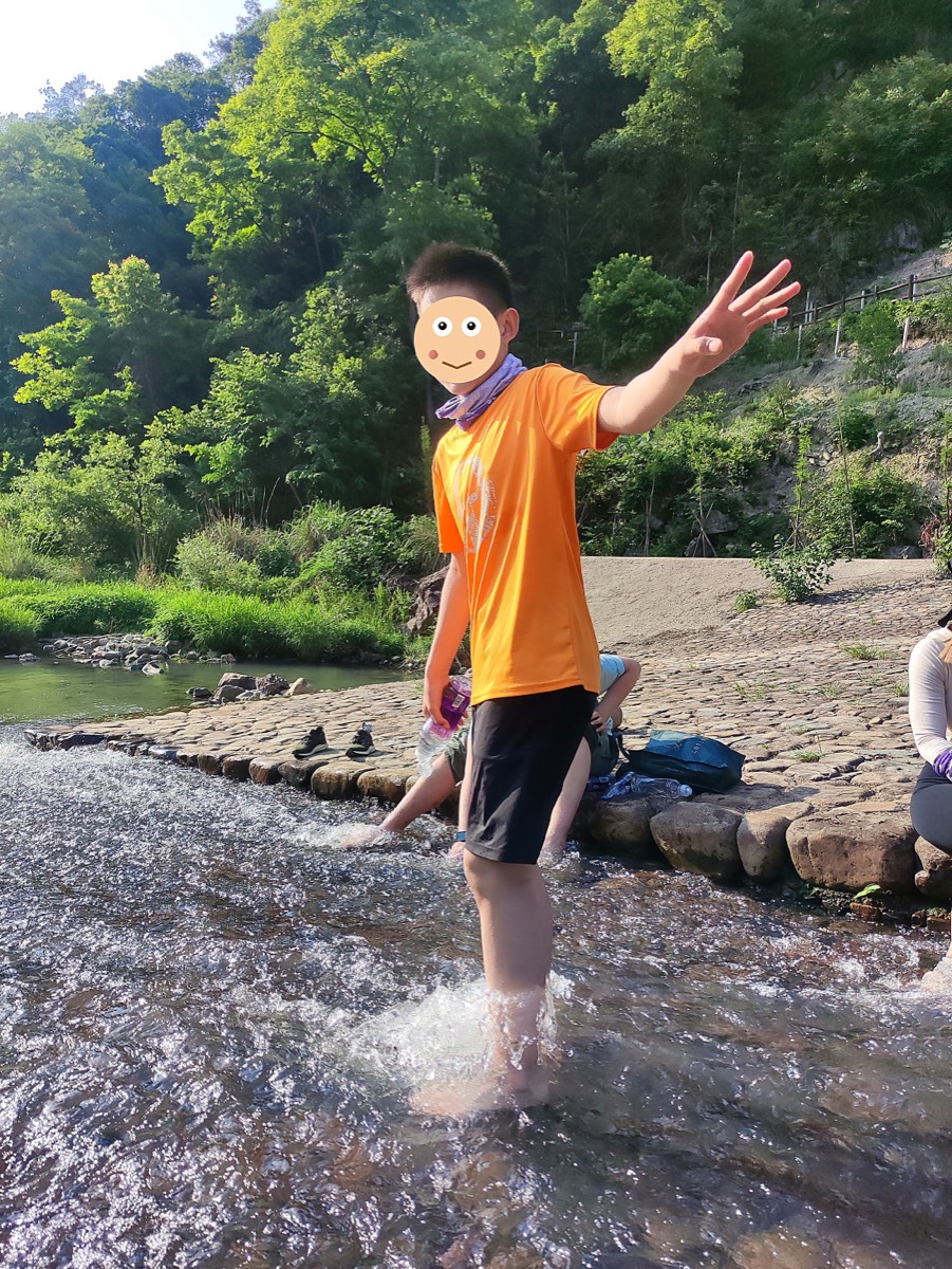 盐帮十八渡 · 溪中少年挥手