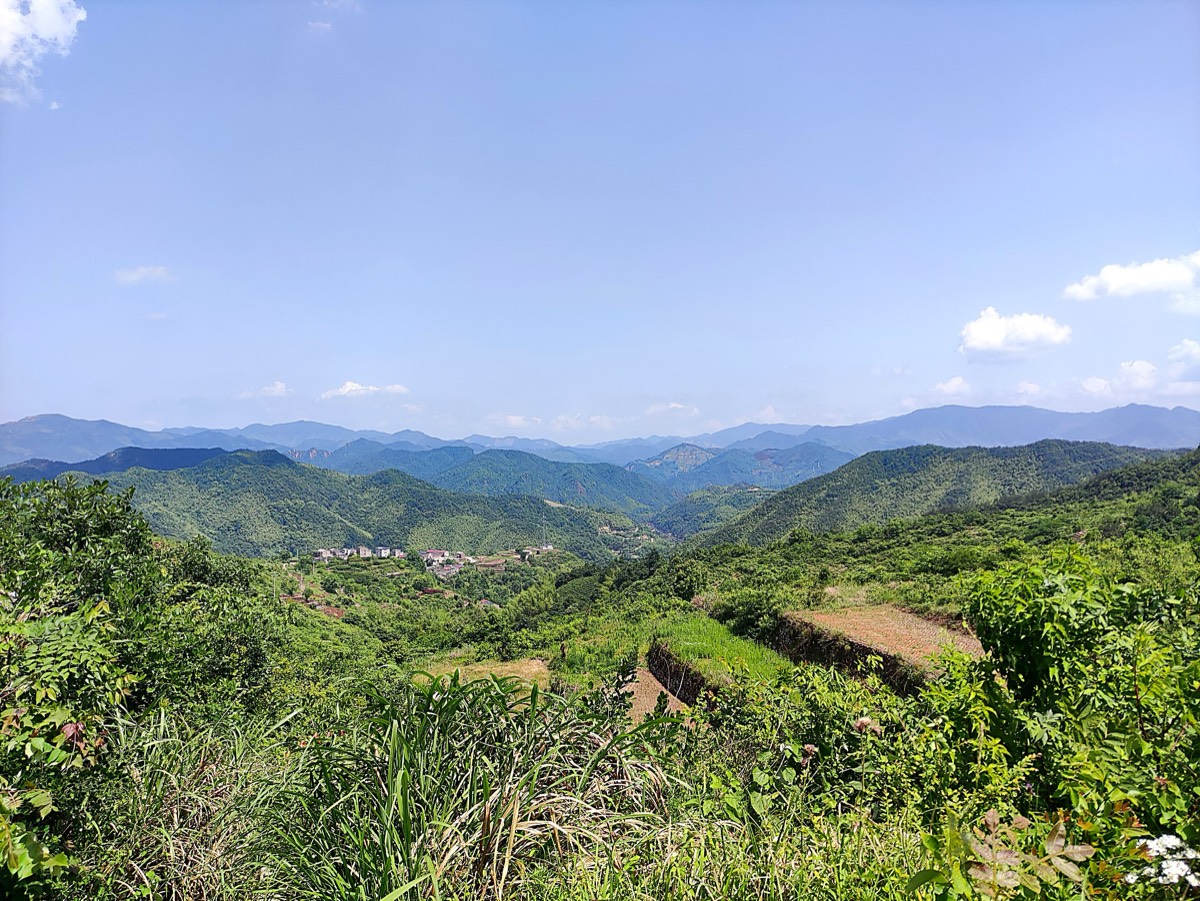 盐帮十八渡 · 山顶远眺